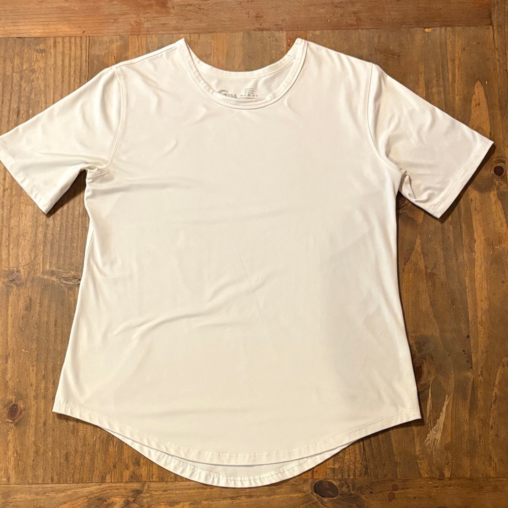 ZYIA ACTIVE White Go To T